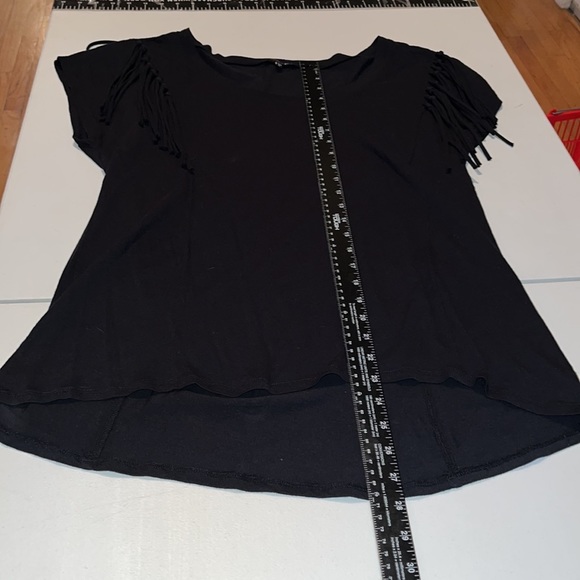 Copper Key size XL black scoop neck short sleeve tee fringe slight high low - Picture 8 of 9